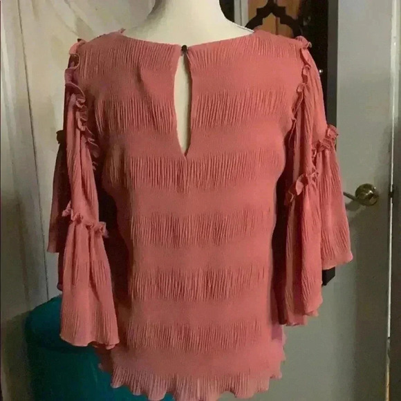 Beautiful crinkled blouse - Picture 7 of 11